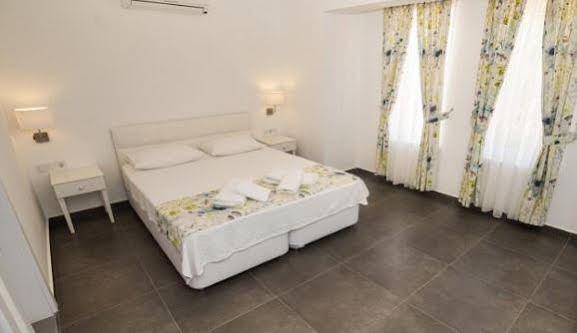 Nilia Butik Otel Бозджаада Экстерьер фото
